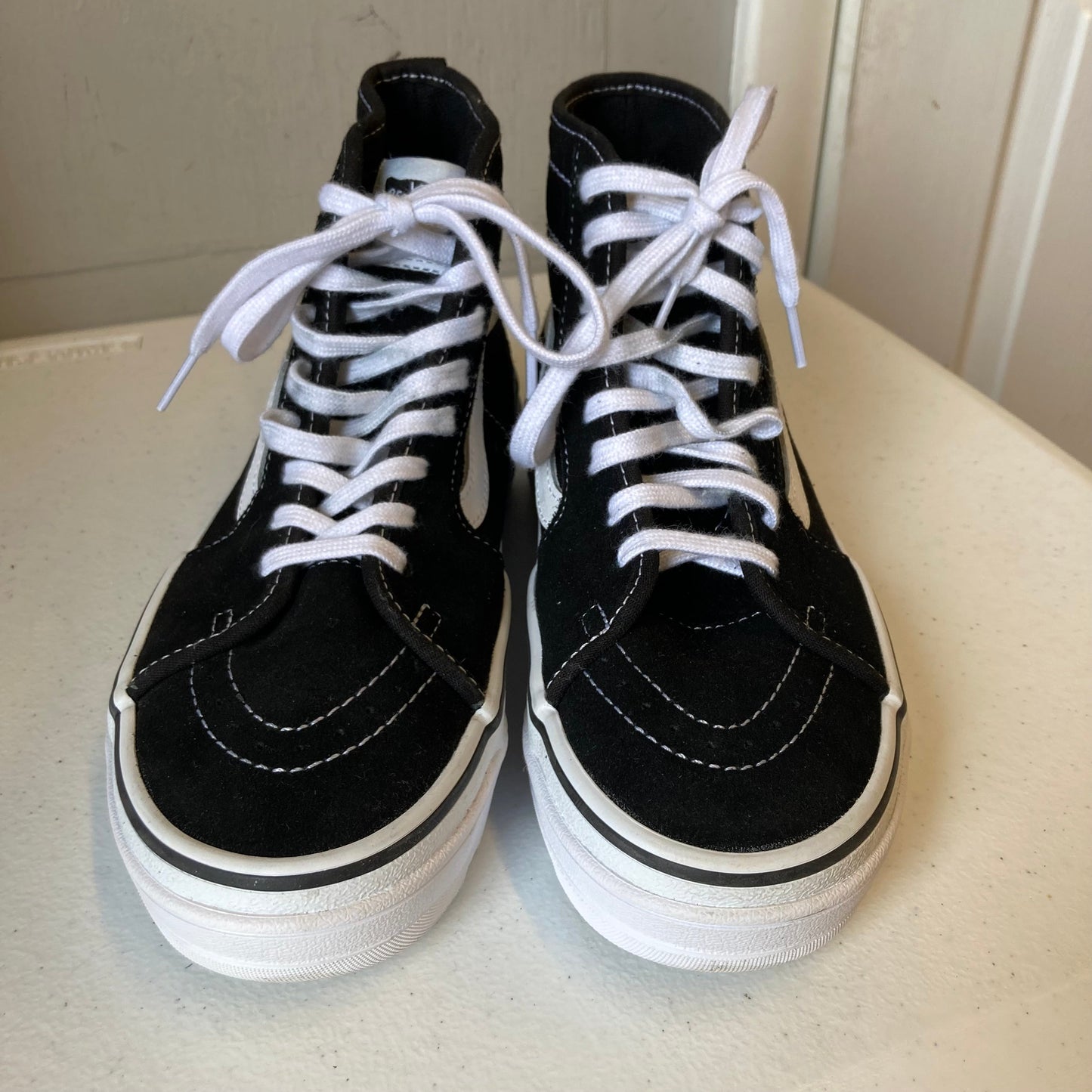 Shoes Sneakers By Vans In Black & White, Size:7.5