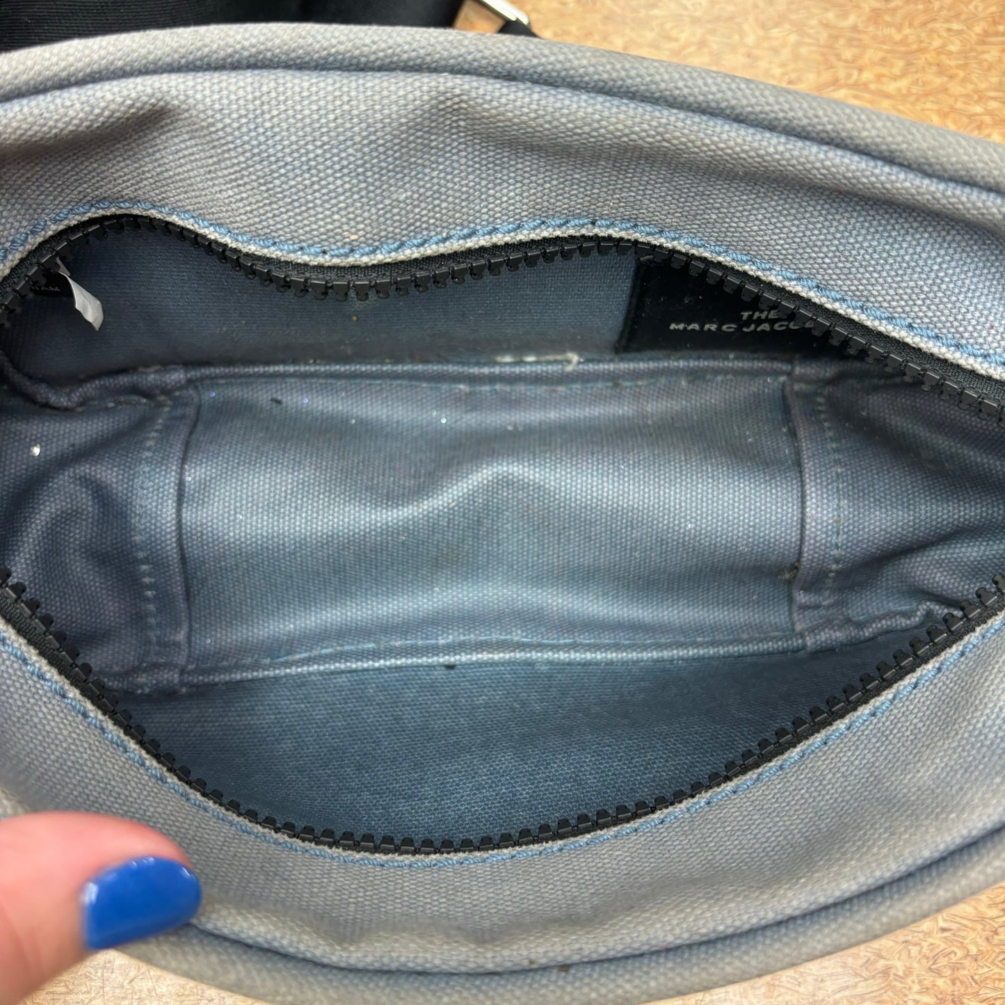 CROSSBODY DESIGNER by MARC JACOBS In GREY, Size: MEDIUM