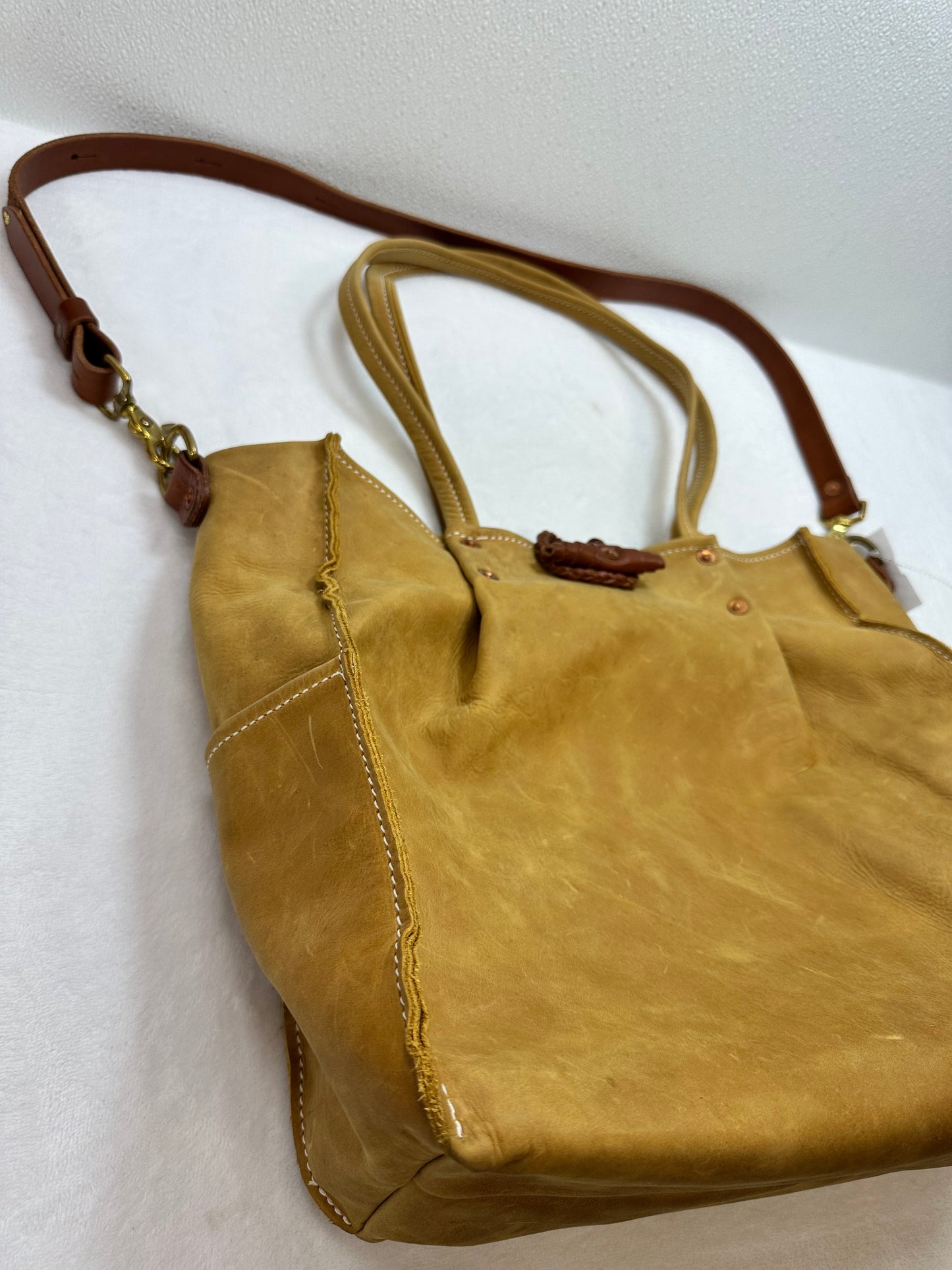 Crossbody Leather By RIVET LEATHERWORKS, Size: Large