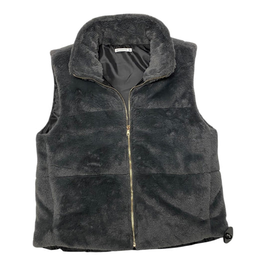 Vest Faux Fur & Sherpa By Staccato In Grey, Size:L