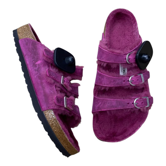 Sandals Designer By Birkenstock In Pink, Size:7