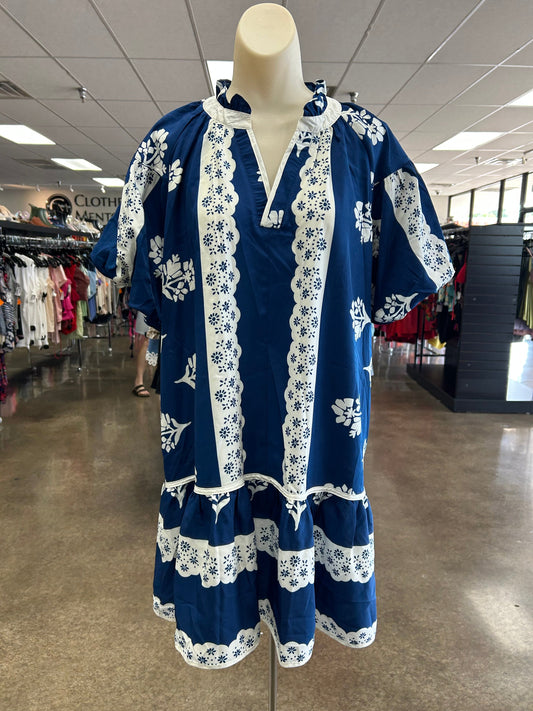 Dress Casual Short By Umgee In Blue & White, Size:S