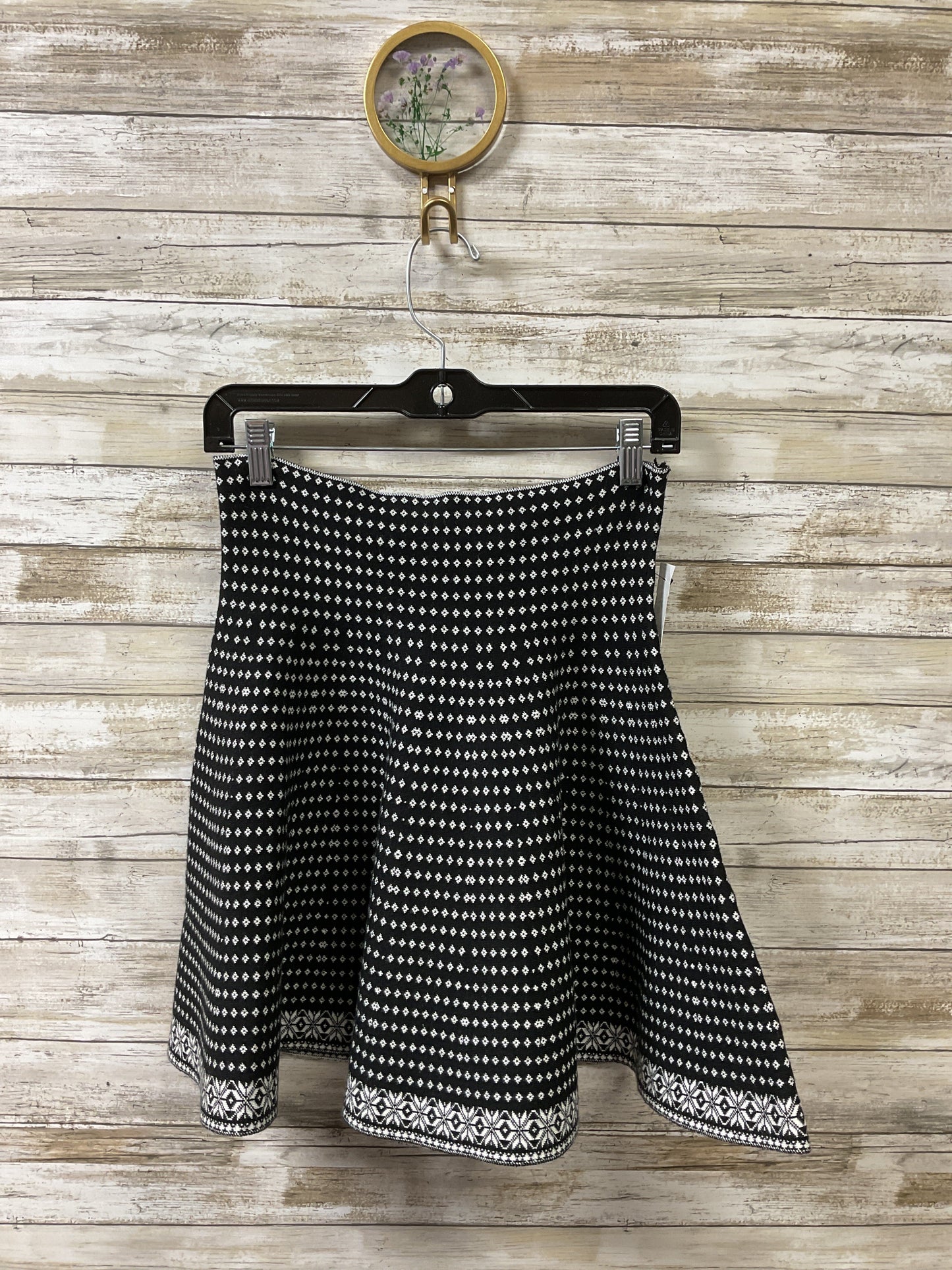 Skirt Mini & Short By Max Studio In Black & White, Size:M/L