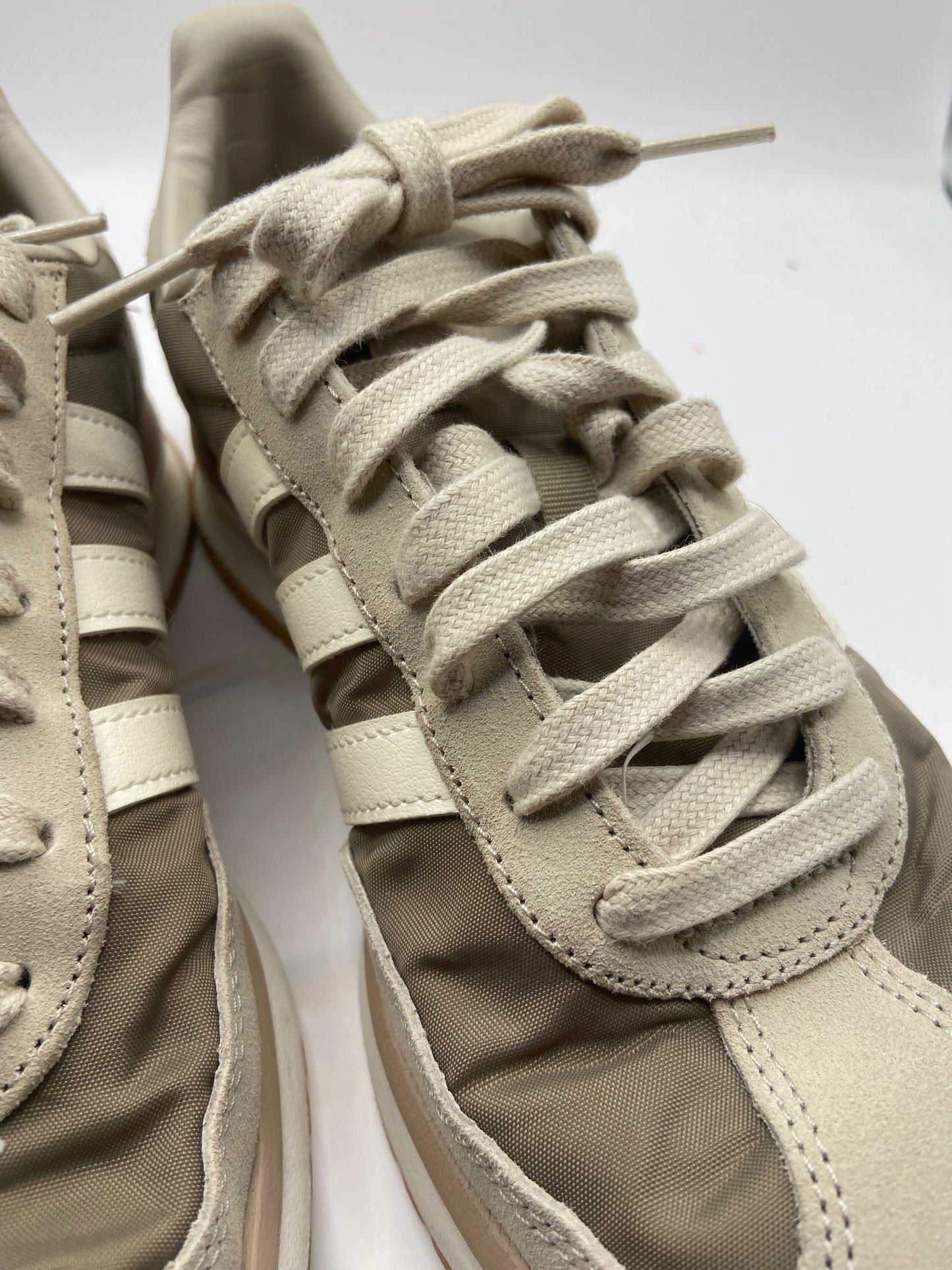 Shoes Sneakers By Adidas In Cream, Size: 8