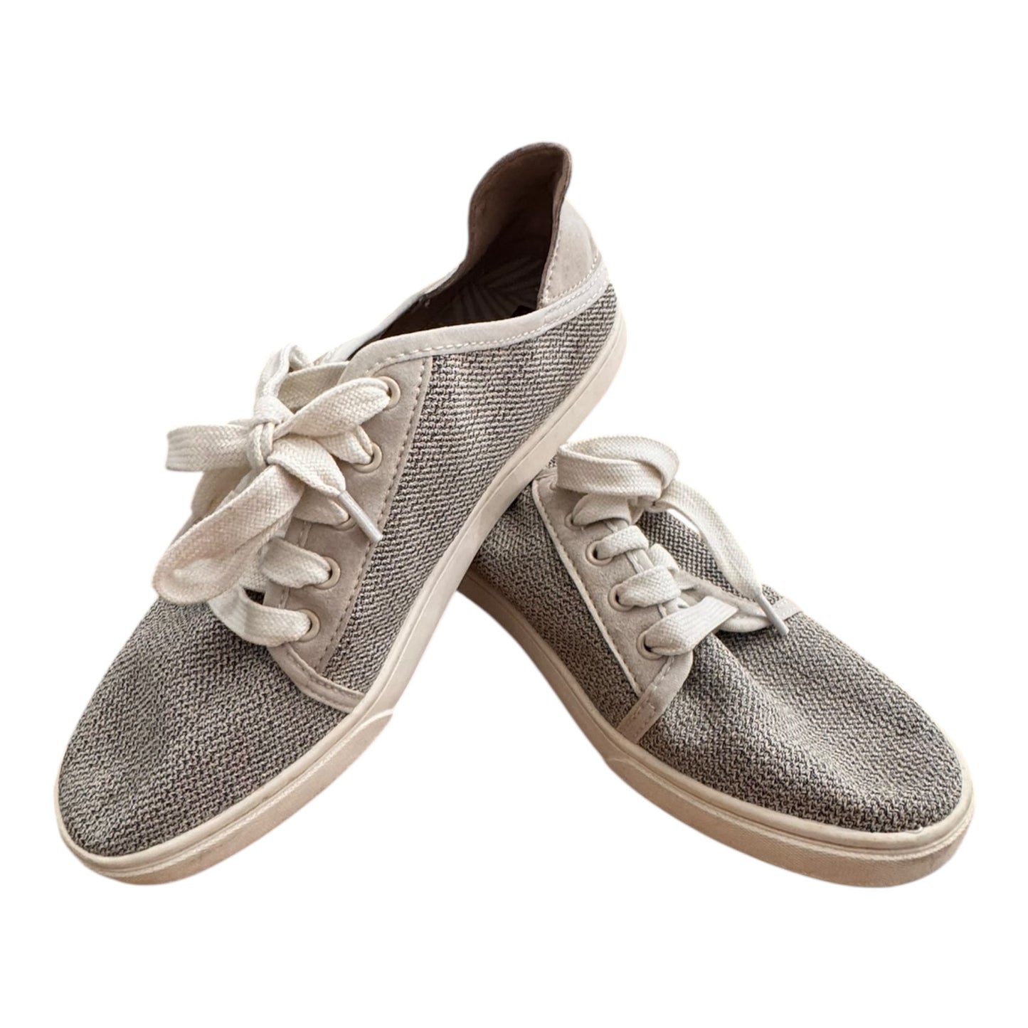 Shoes Sneakers By Olukai In Beige, Size:8.5