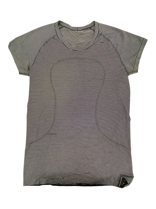 Athletic Top Ss By Lululemon In Striped Pattern, Size:10