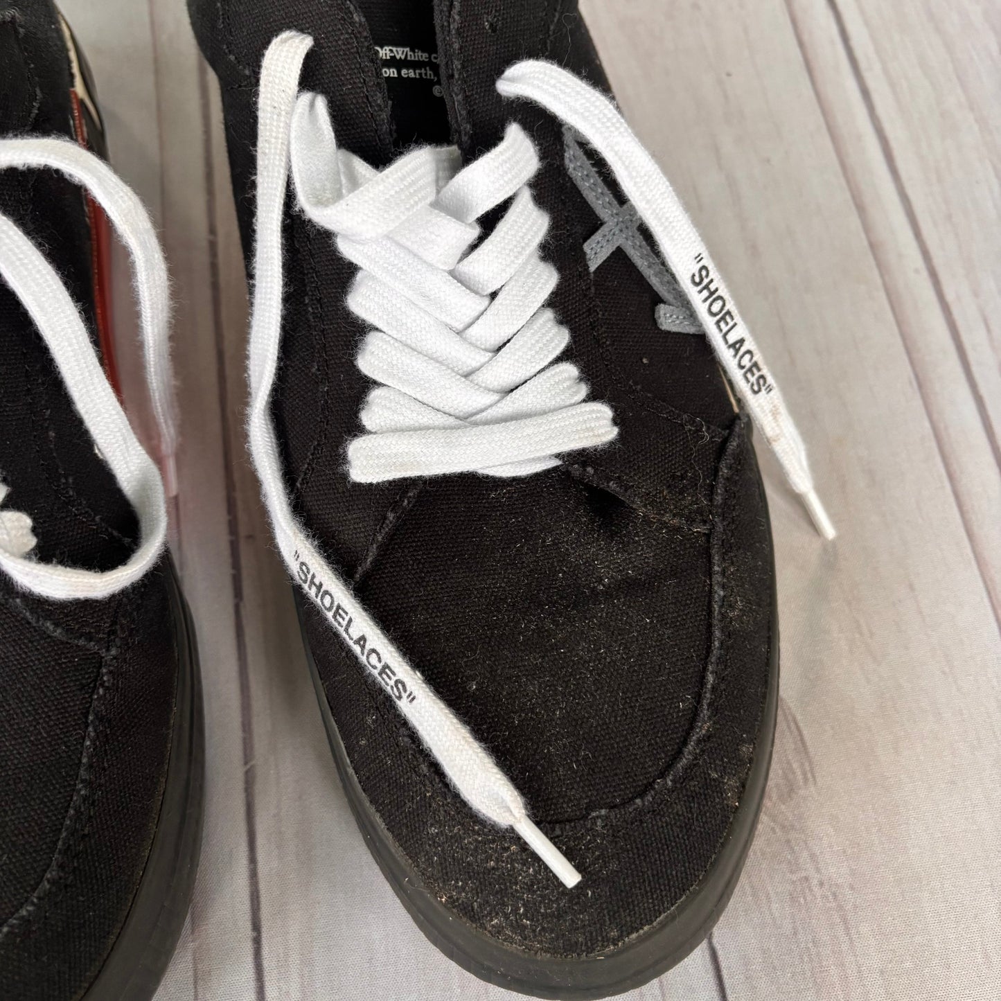 Shoes Luxury Designer By Off-white In Black & White, Size: 12