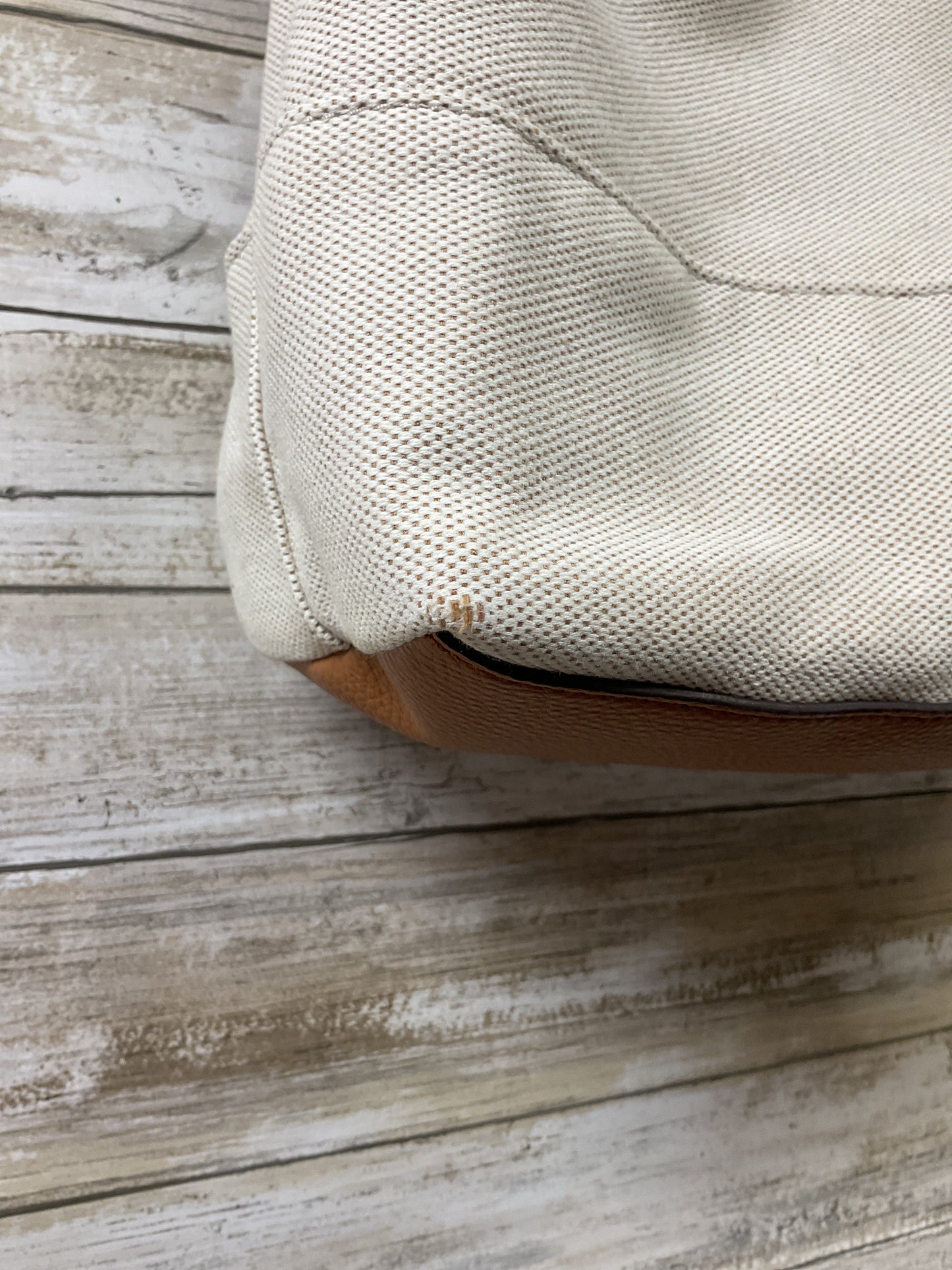 Handbag Designer By Michael Kors In Beige, Size:Medium