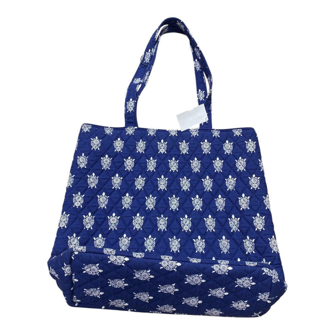 Handbag By Vera Bradley In Blue, Size:Medium