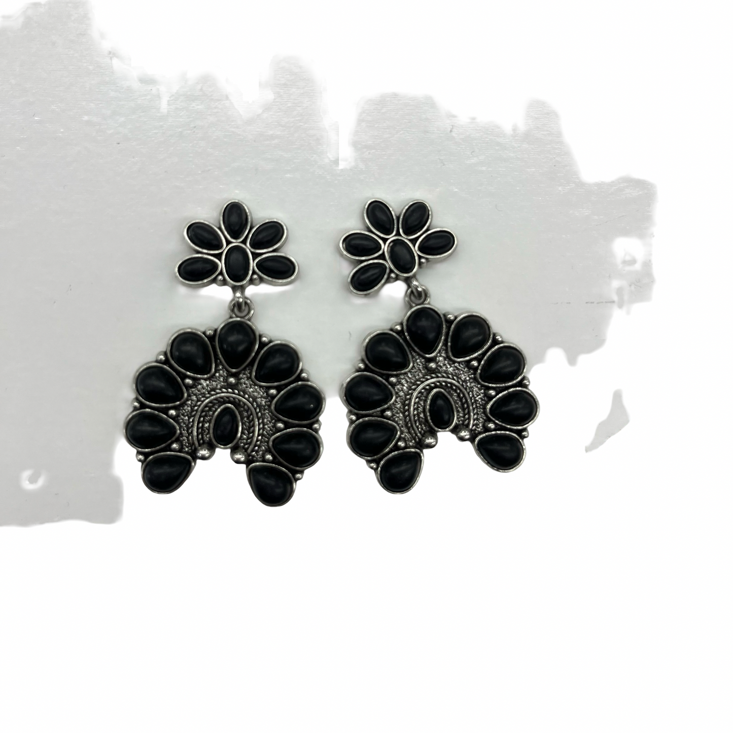 Earrings Dangle/Drop By Clothes Mentor In Black & Silver