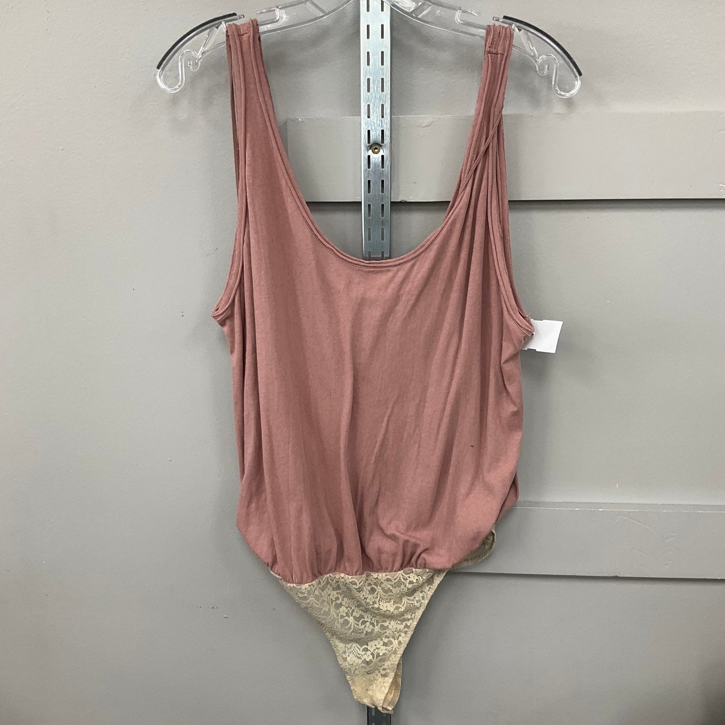 TOP SLEEVELESS by FREE PEOPLE In BEIGE, Size: S