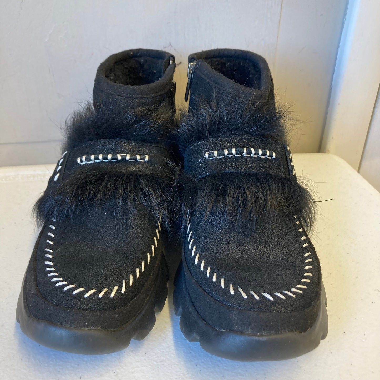 Boots Designer By Ugg In Black, Size:7