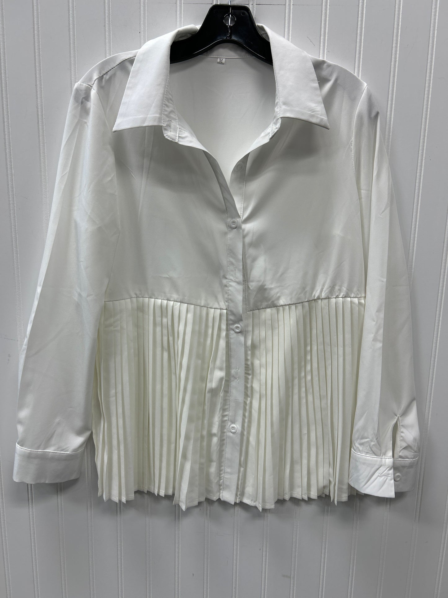 Blouse Ls By Clothes Mentor In White, Size:M
