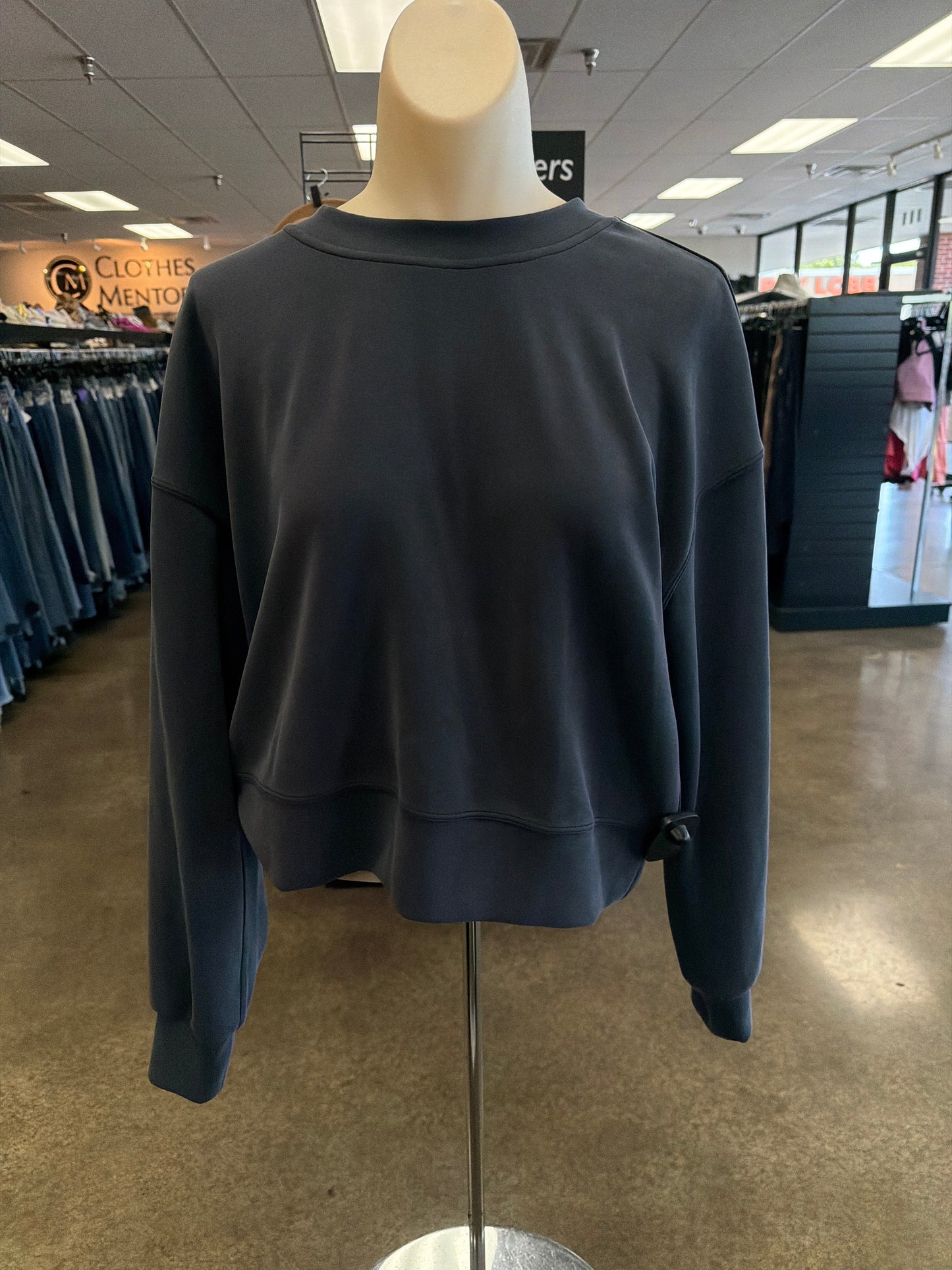 Athletic Sweatshirt Crewneck By Lululemon In Black, Size:6