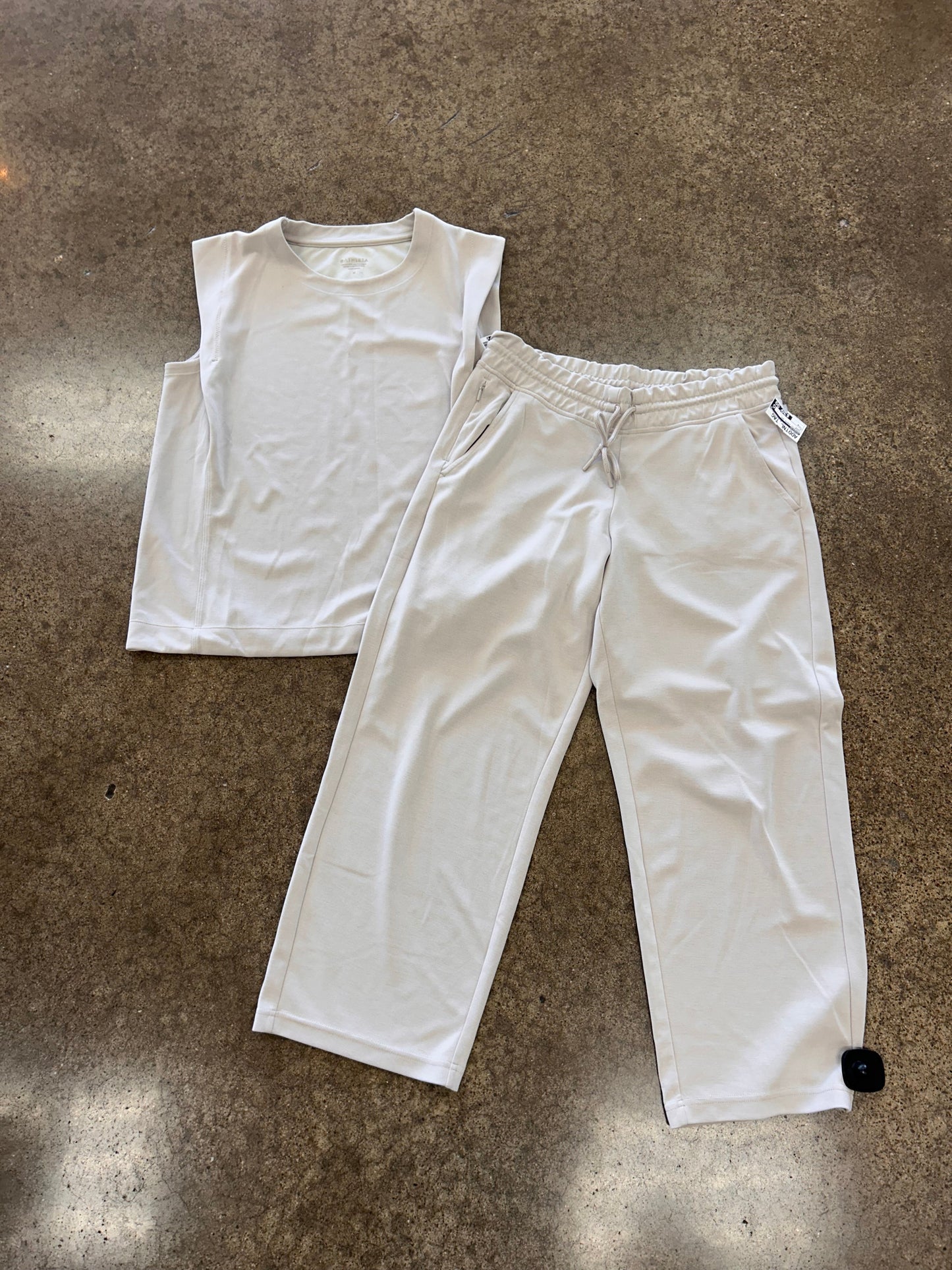 Athletic Pants 2Pc By Athleta In Cream, Size:M