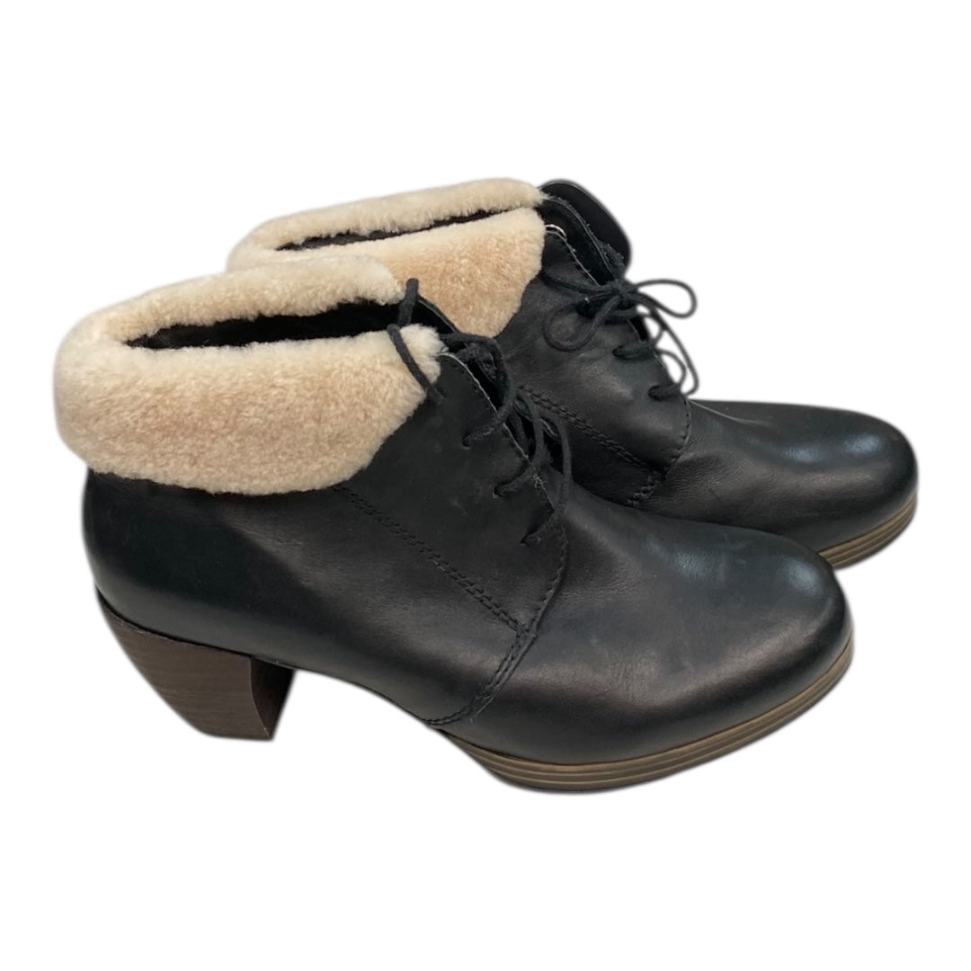 Boots Ankle Heels By Cmb In Black, Size:8.5
