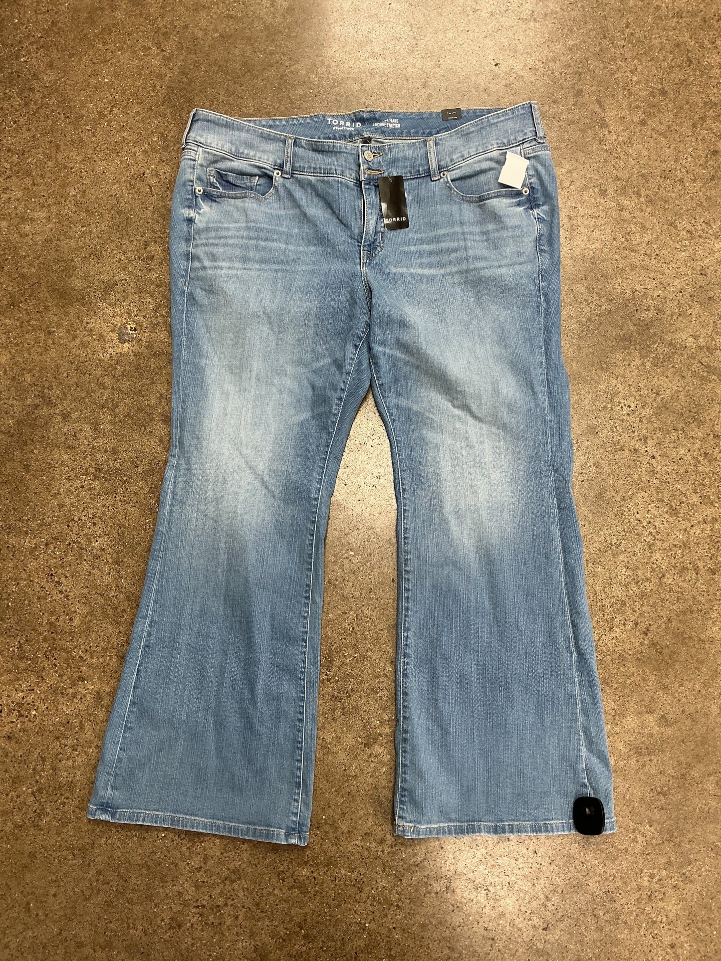 Jeans Flared By Torrid In Blue Denim, Size:20