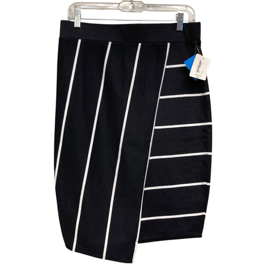 Skirt Mini & Short By Belle + Sky In Black & White, Size:8