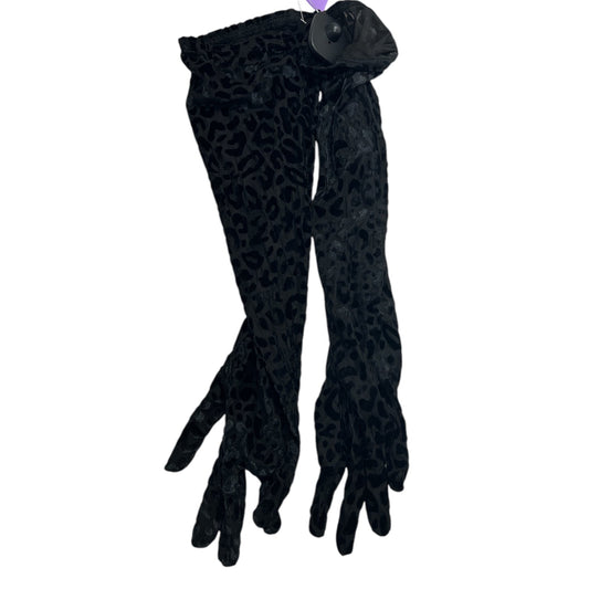 Gloves By Pretty Little Thing