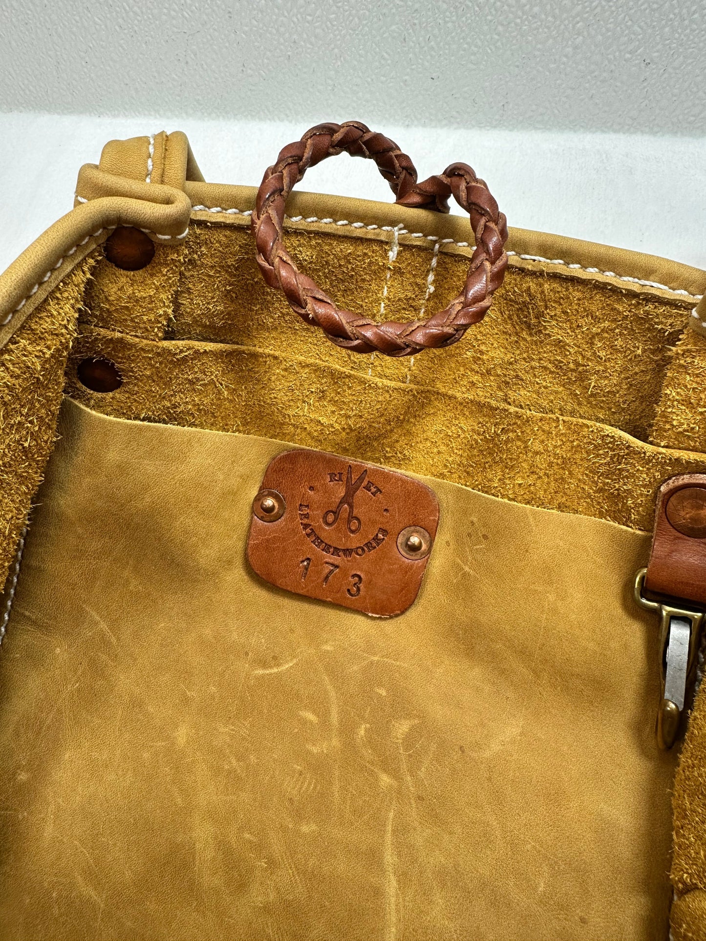 Crossbody Leather By RIVET LEATHERWORKS, Size: Large
