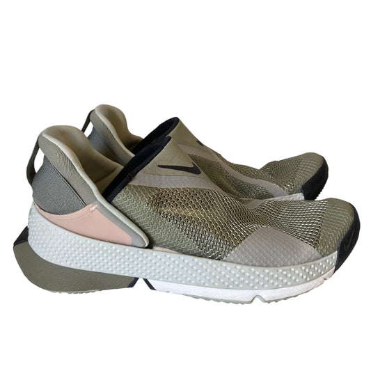 Shoes Athletic By Nike In Green, Size:7.5