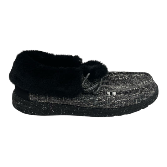 Shoes Flats By Hey Dude In Grey, Size:9