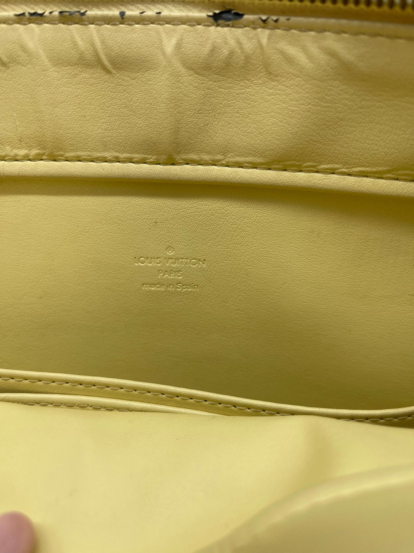 Handbag Luxury Designer By Louis Vuitton, Size: Large