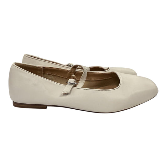 Shoes Flats By Torrid In Cream, Size:8