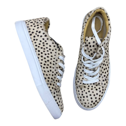 Shoes Sneakers By Diba In Animal Print, Size:7.5