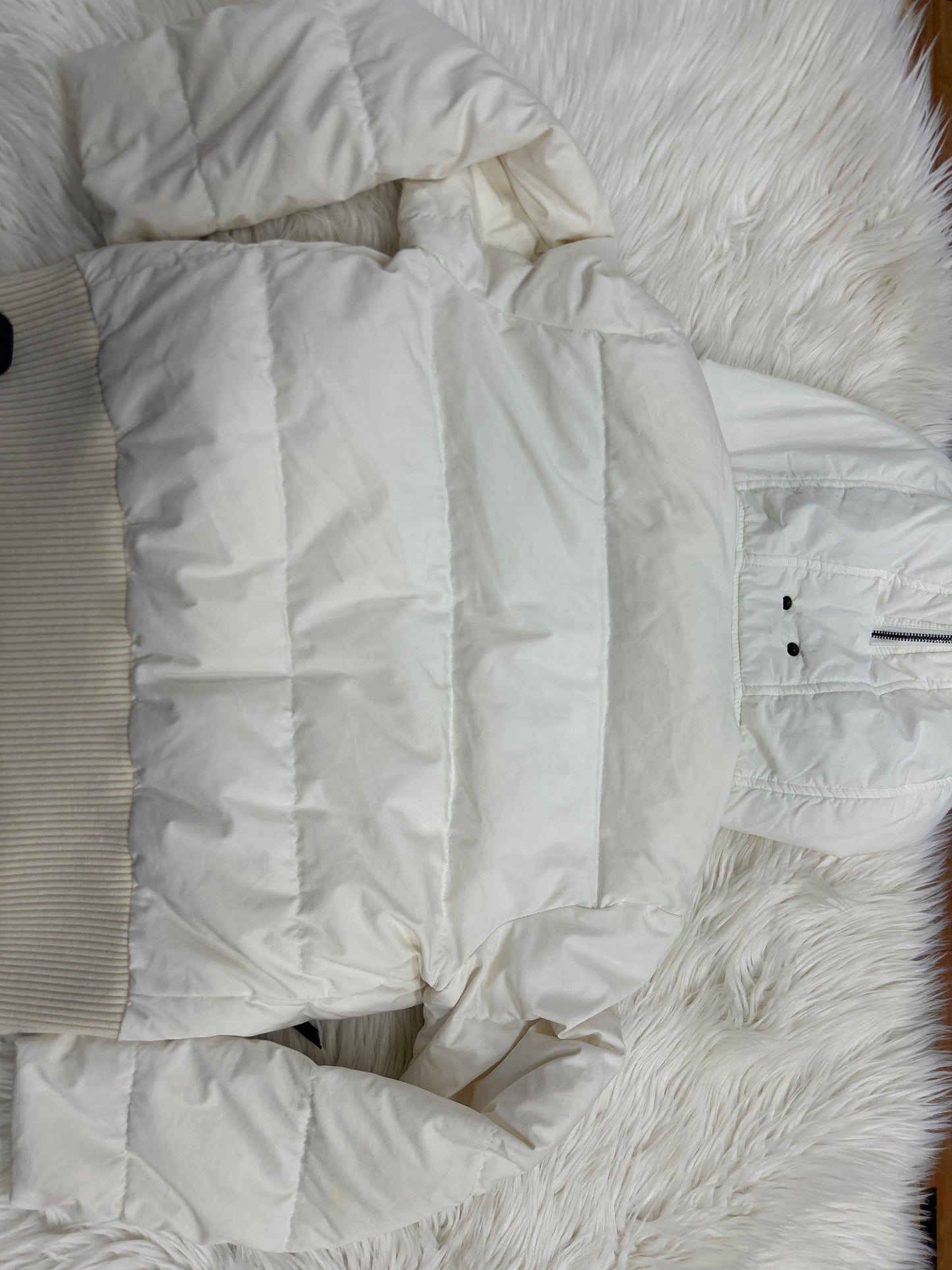 Coat Puffer & Quilted By Victor Wolf In White, Size:S