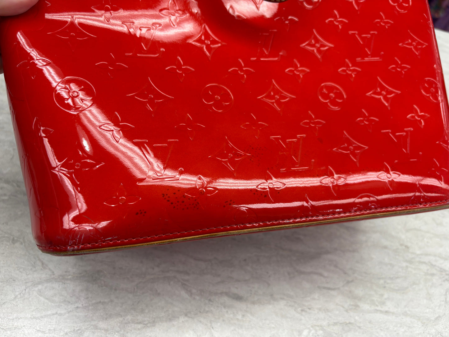 Handbag Luxury Designer By Louis Vuitton, Size: Medium
