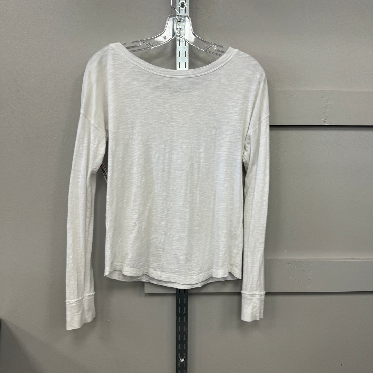 Top Long Sleeve By Abercrombie And Fitch In White, Size: S