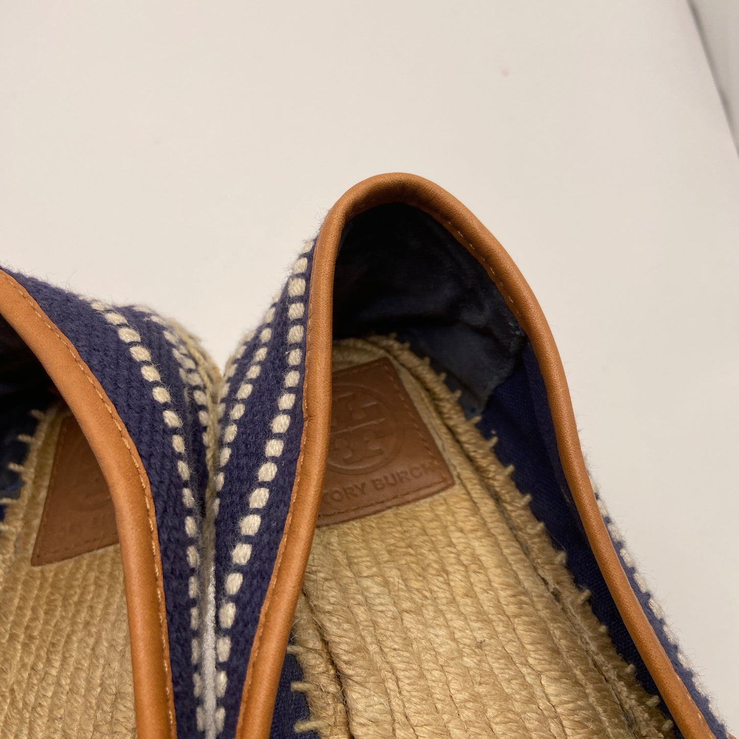 Shoes Designer By Tory Burch In Blue, Size: 7.5