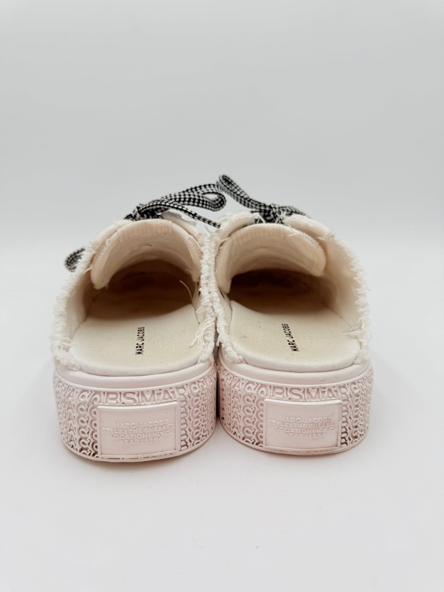 Shoes Luxury Designer By Marc Jacobs In White, Size:10