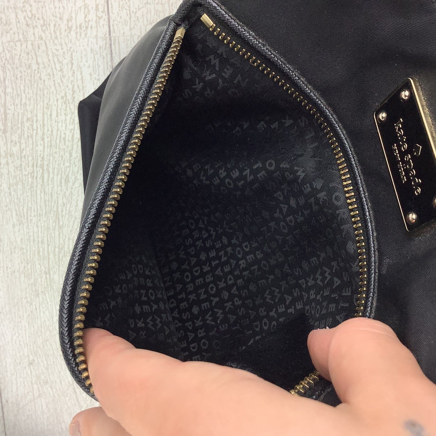 Crossbody Designer By Kate Spade, Size: Medium