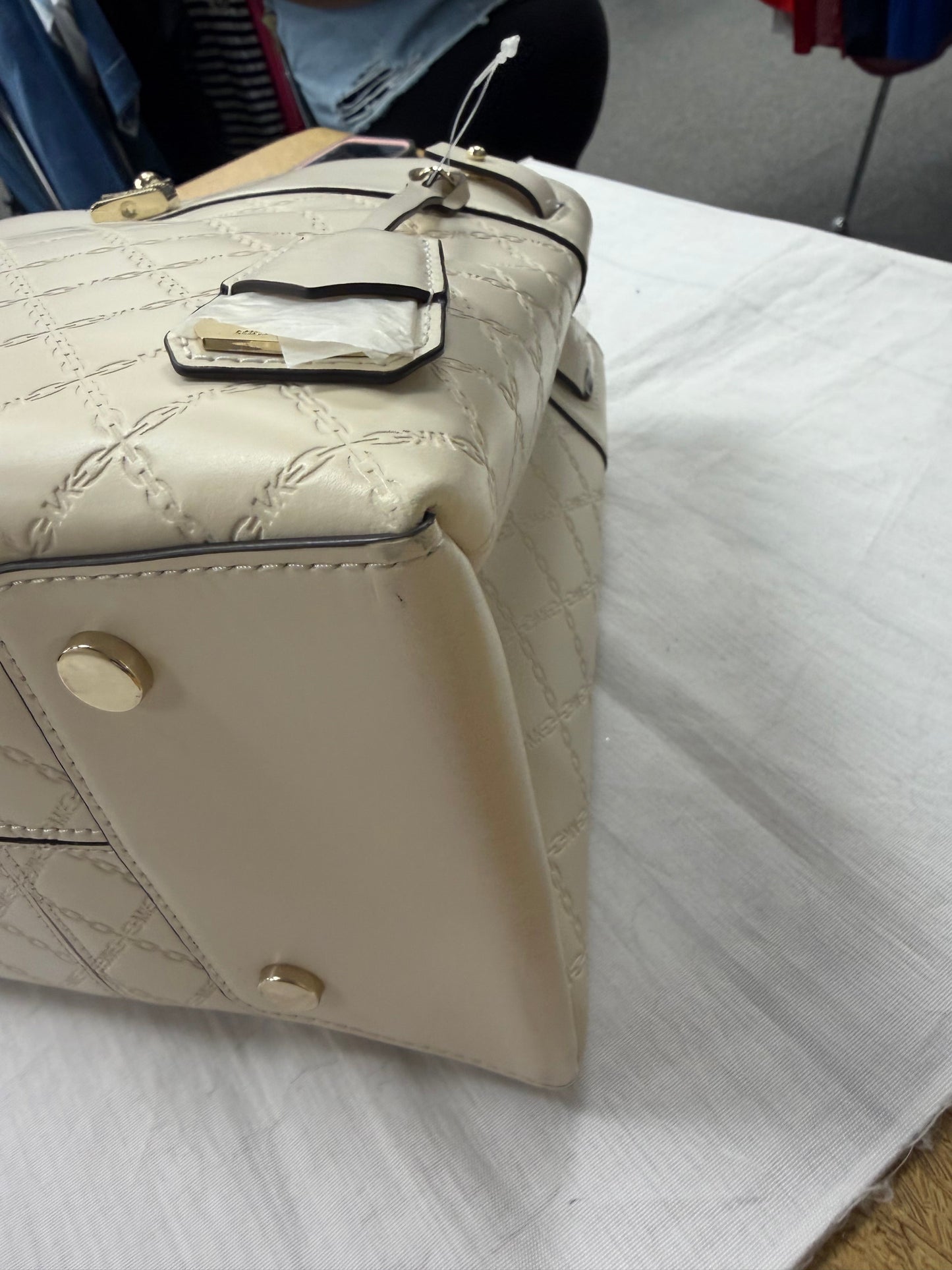 Handbag Designer By Michael Kors In Cream, Size:Large