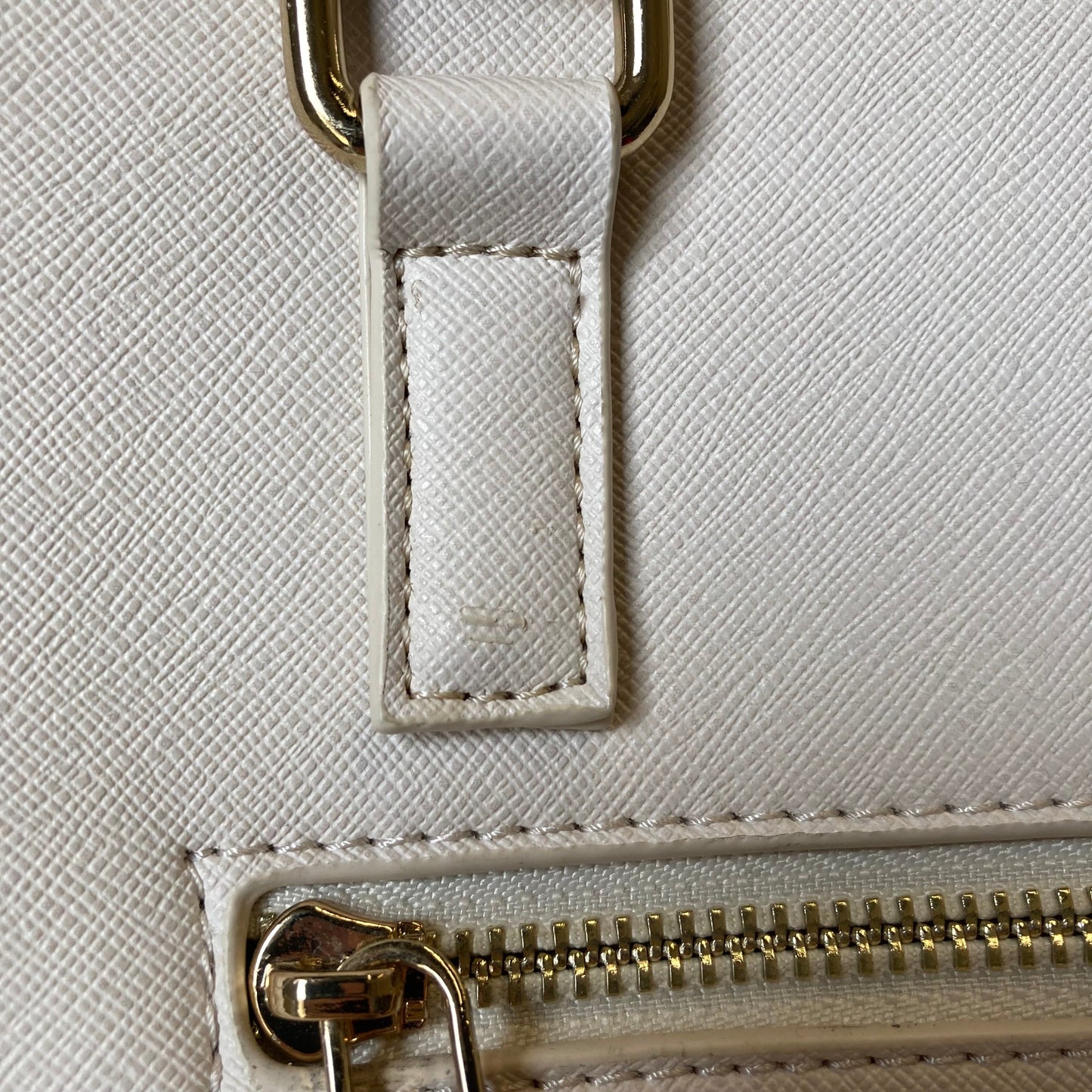 Handbag By Bcbg In White, Size:Large
