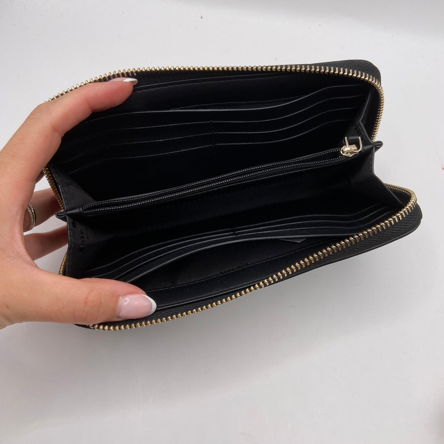 Wallet Designer By Kate Spade, Size: Medium