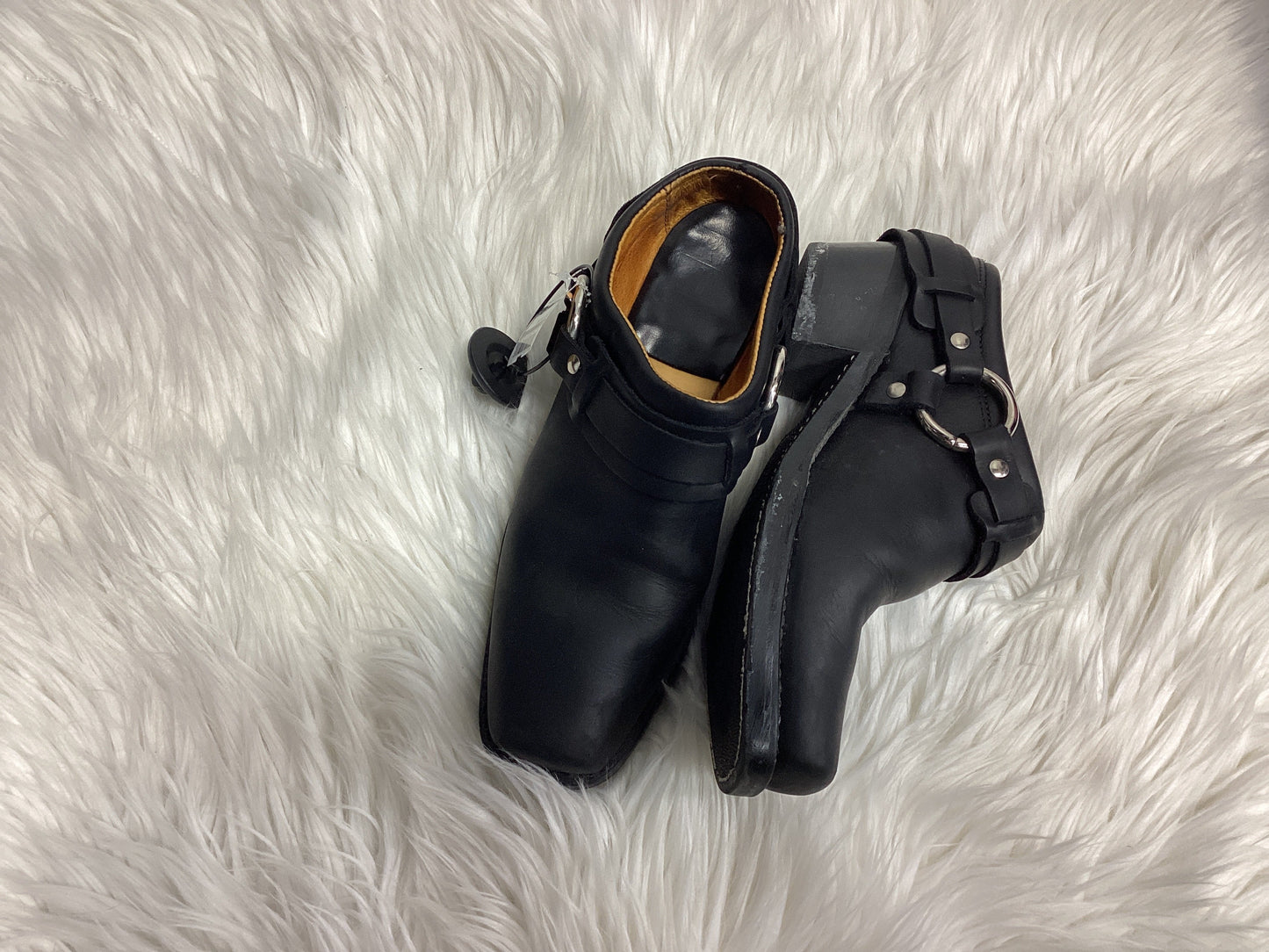 Shoes Designer By Frye In Black, Size:8