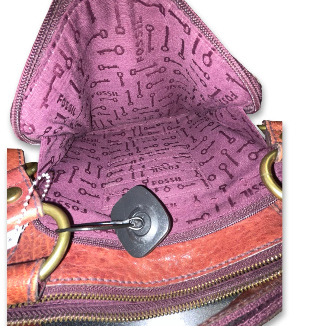 Handbag By Fossil In Maroon, Size:Medium