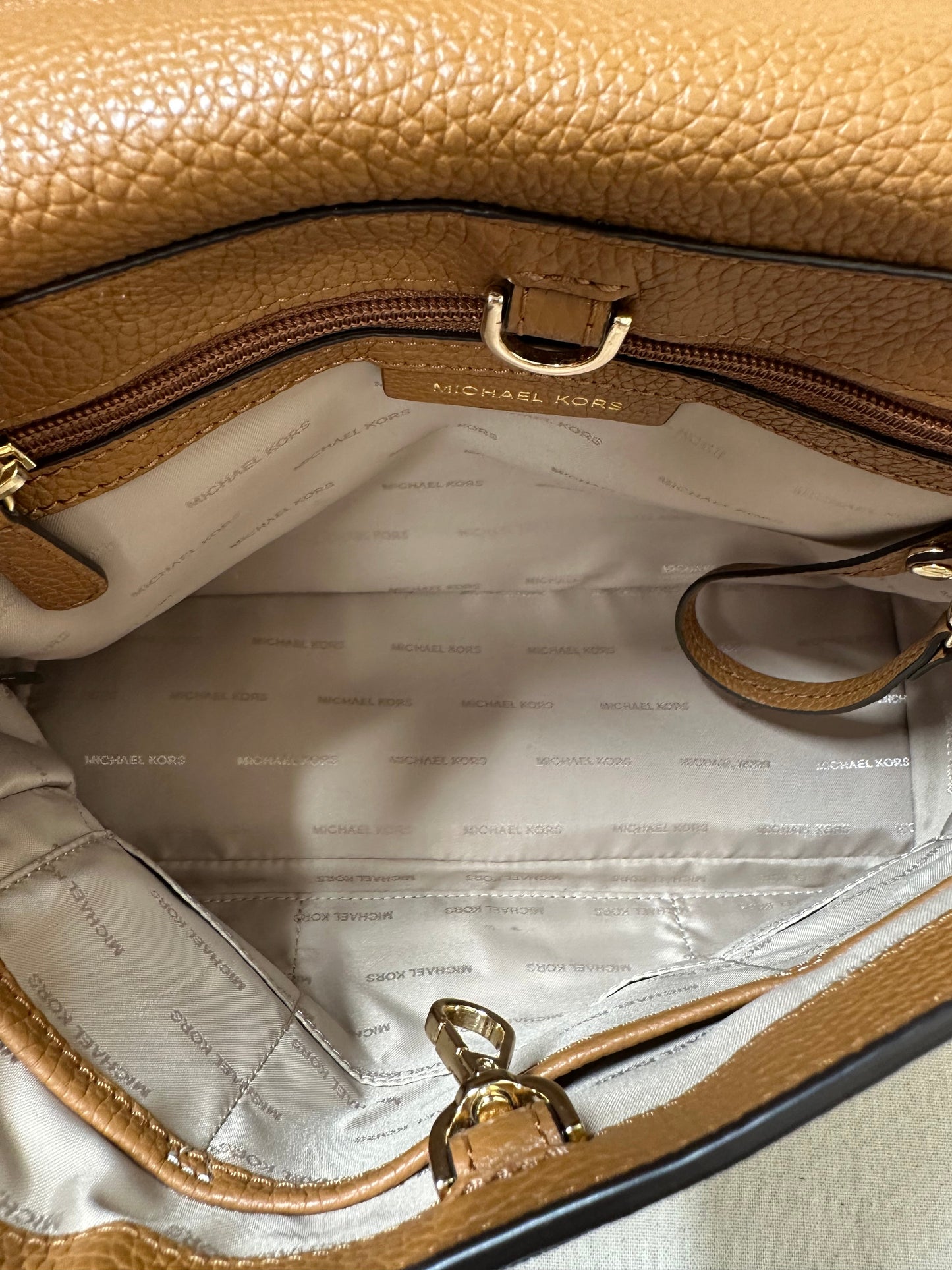 Handbag Designer By Michael Kors In Brown & Red, Size:Medium