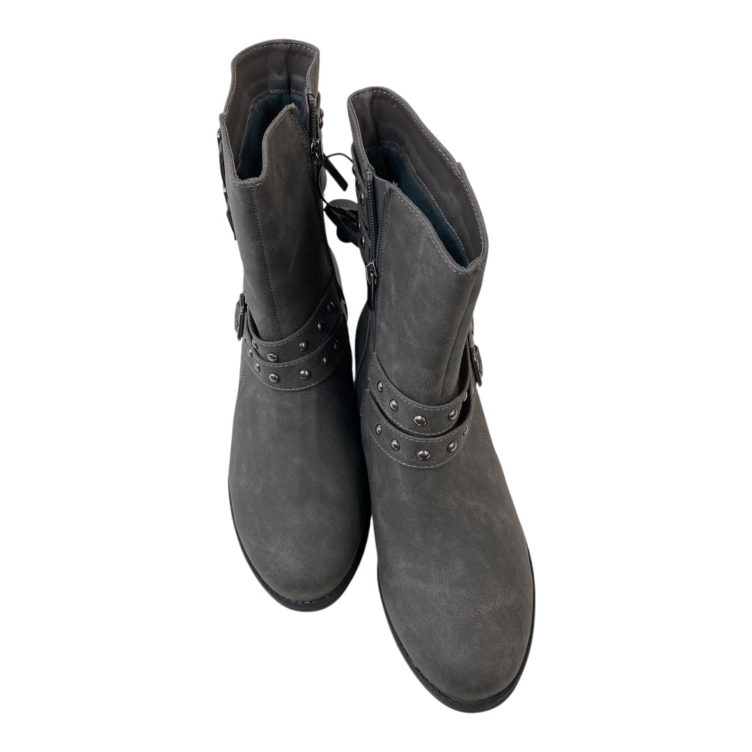 Boots Ankle Heels By Cmc In Grey, Size:9