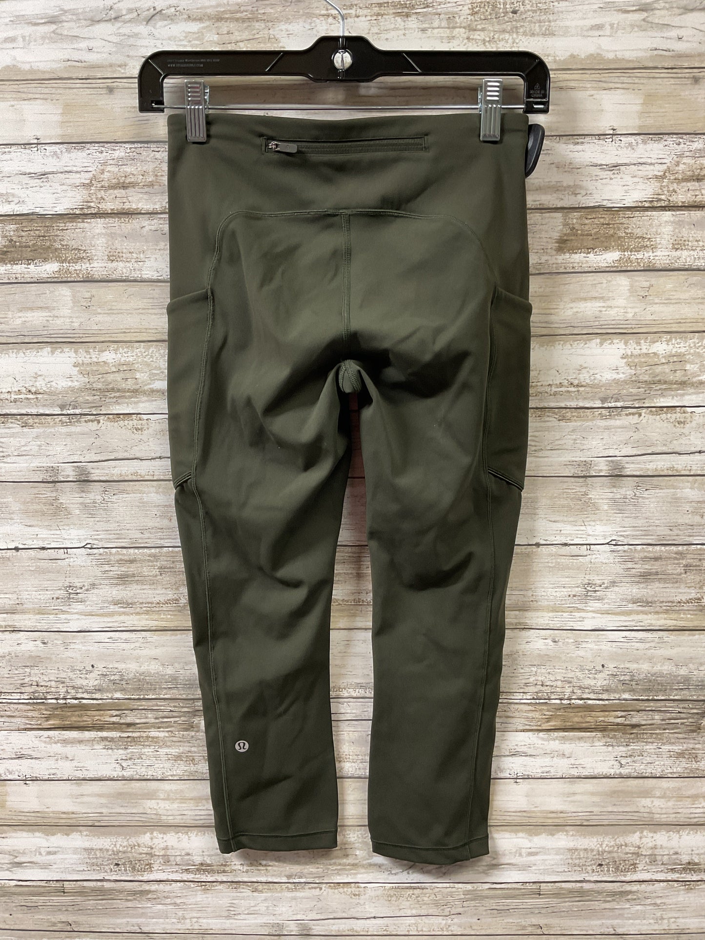 Athletic Leggings Capris By Lululemon In Green, Size:4