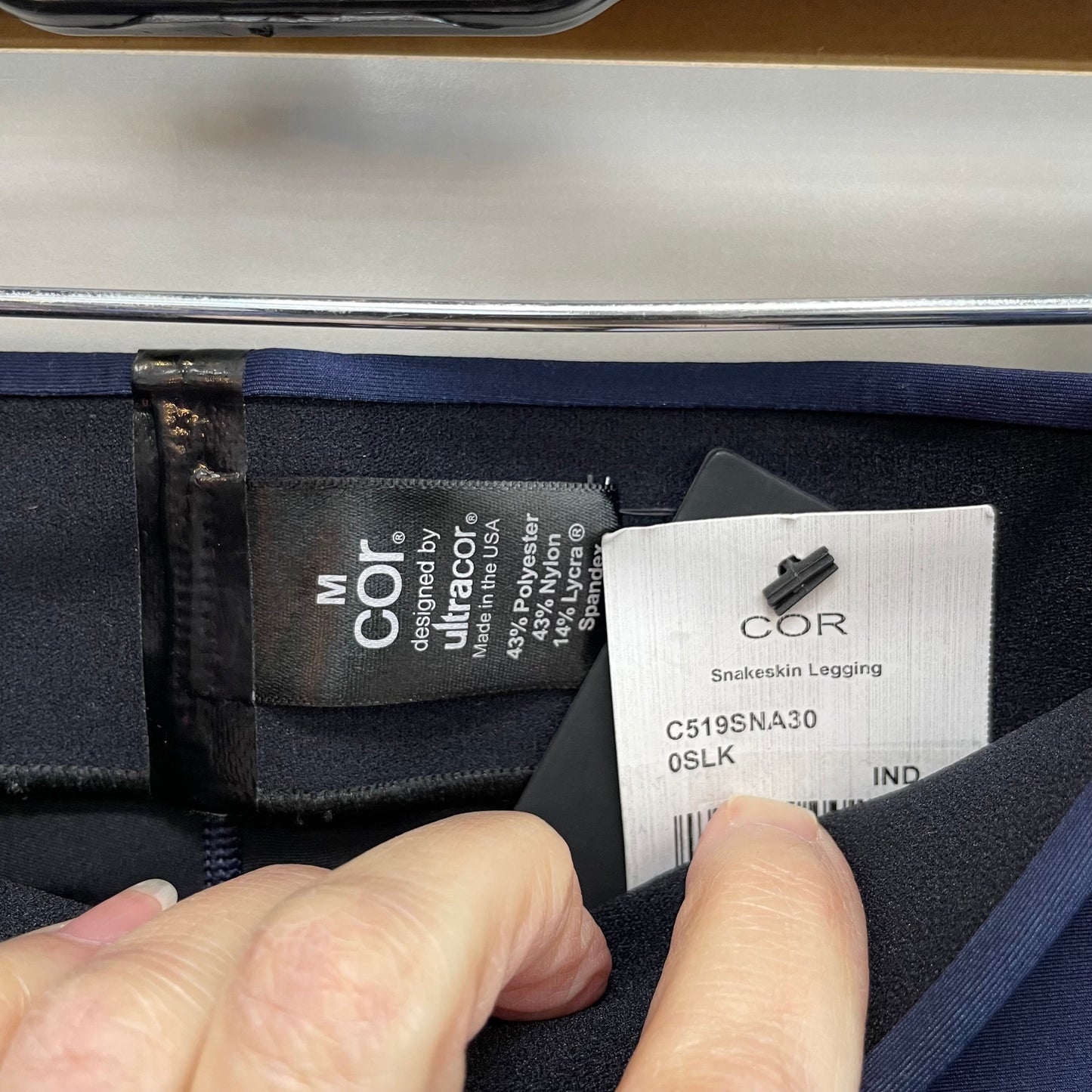 Athletic Capris By Cmc In Navy, Size: M