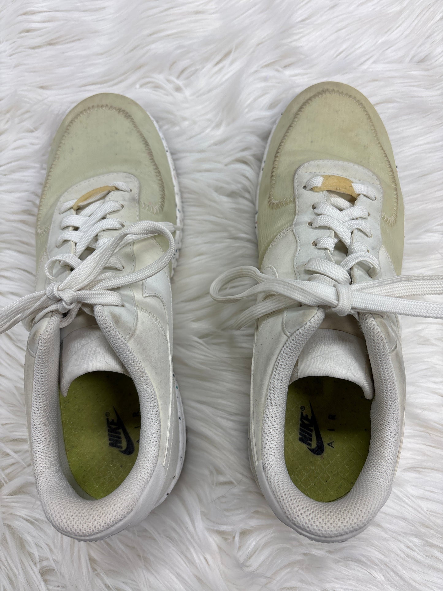 Shoes Sneakers By Nike In Cream & Green, Size:10.5