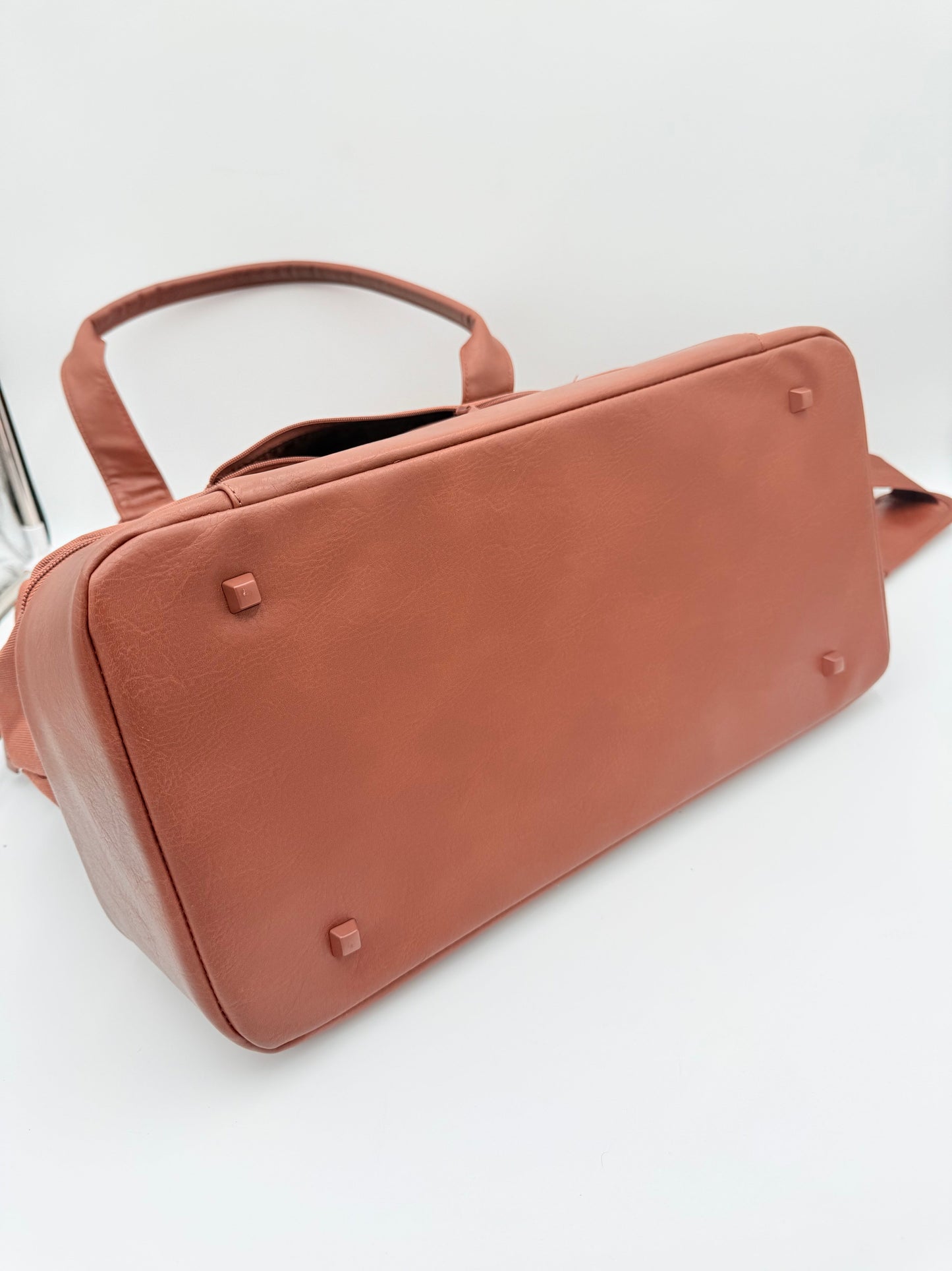 Tote By Beis, Size: Medium