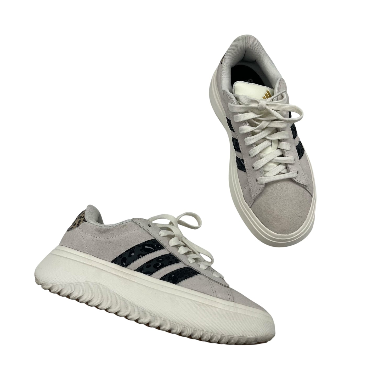 Shoes Sneakers By Adidas In Tan, Size:8.5