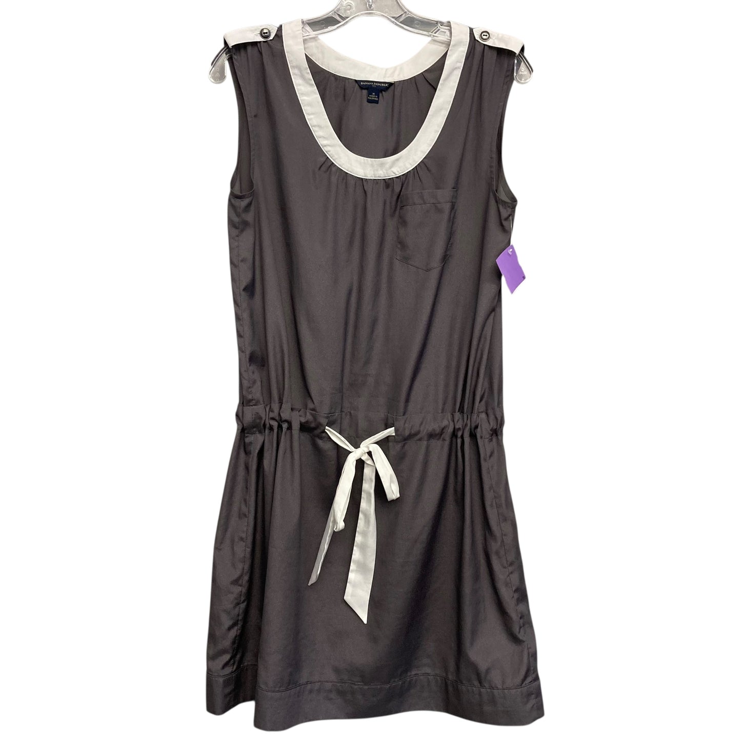 Dress Casual Short By Banana Republic In Grey, Size:M