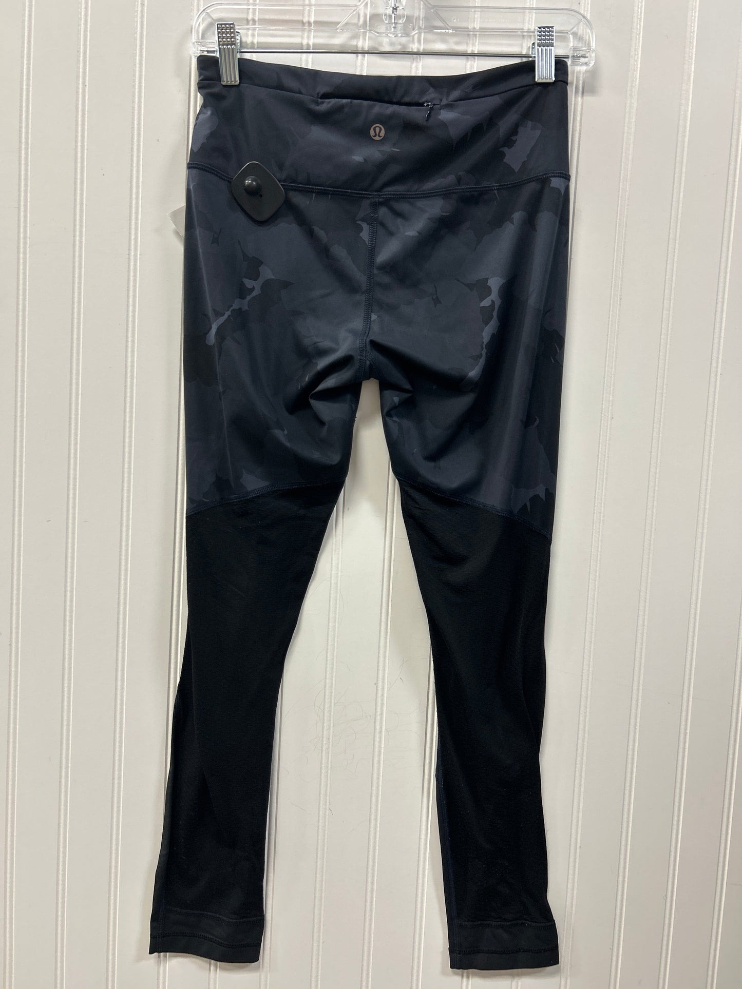 Athletic Leggings By Lululemon In Black & Grey, Size:6