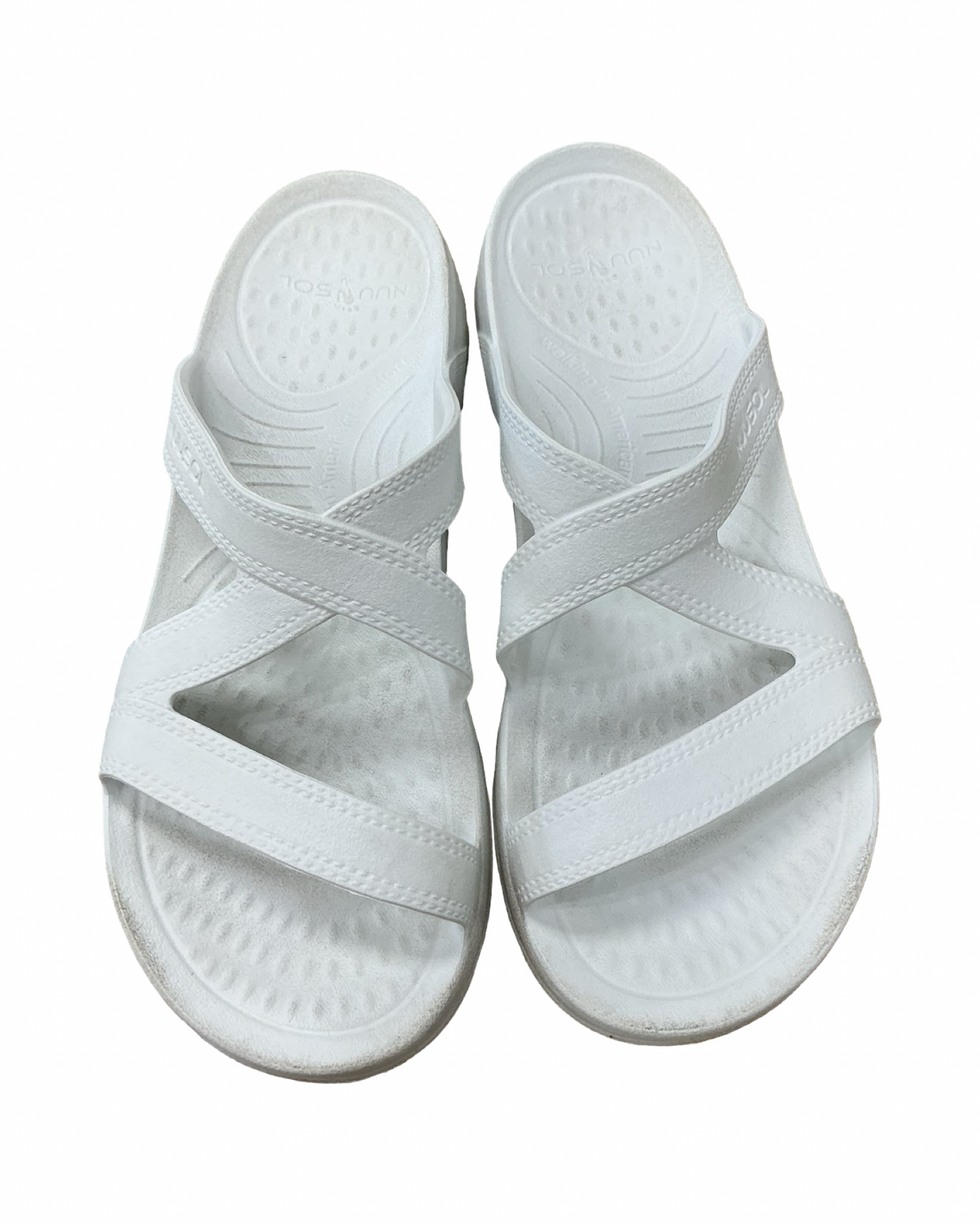 Sandals Flats By Clothes Mentor In White, Size:8